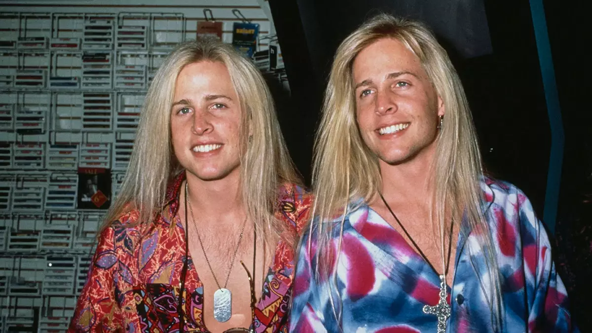 Близнецы Нельсоны отказались от «бесчестного» банкротства, чтобы защитить наследие отца, унаследовав миллионы долгов.