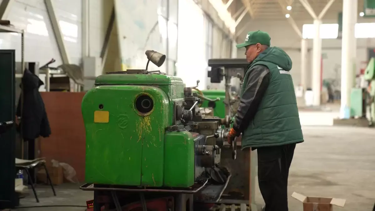 Маман тапшы: Түркістан облысындағы ірі өндіріс орындарында станоктар бос қалуы мүмкін