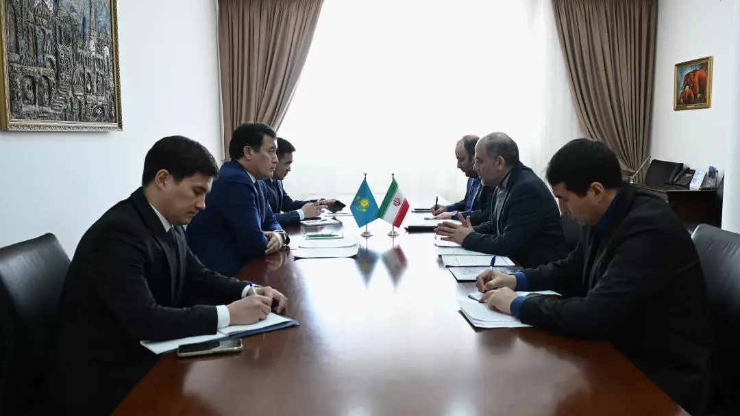 Сыртқы істер министрінің орынбасары Иран Елшісін қабылдады