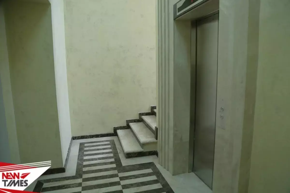 В трех квартирах одного подъезда в Шымкенте обнаружены тела четырех человек