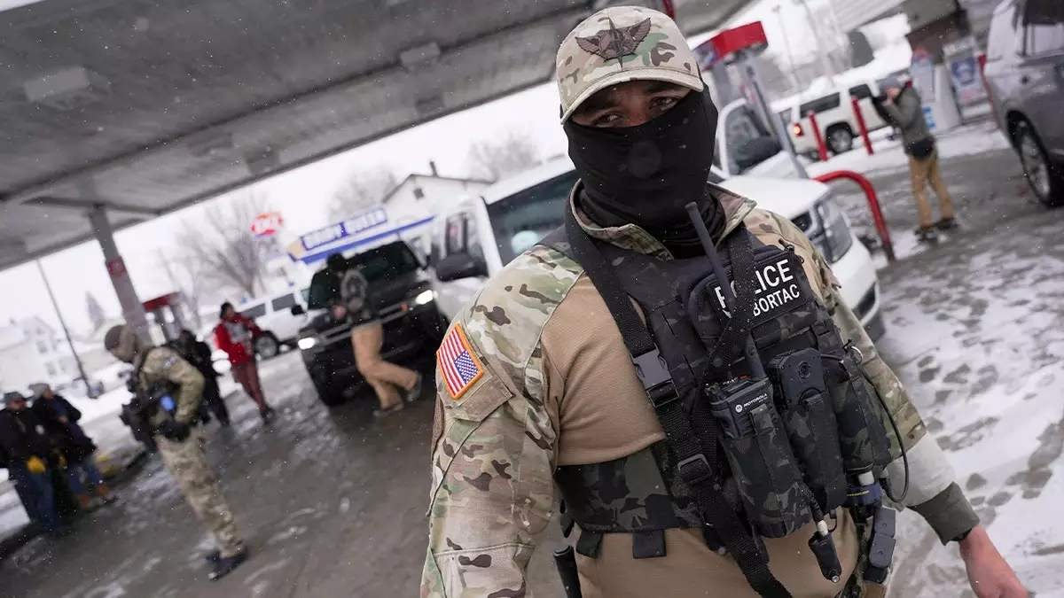 Назначенный Байденом судья пригрозил тюремным заключением чиновникам иммиграционной службы в конфликте из-за ужесточения миграционной политики при Трампе.