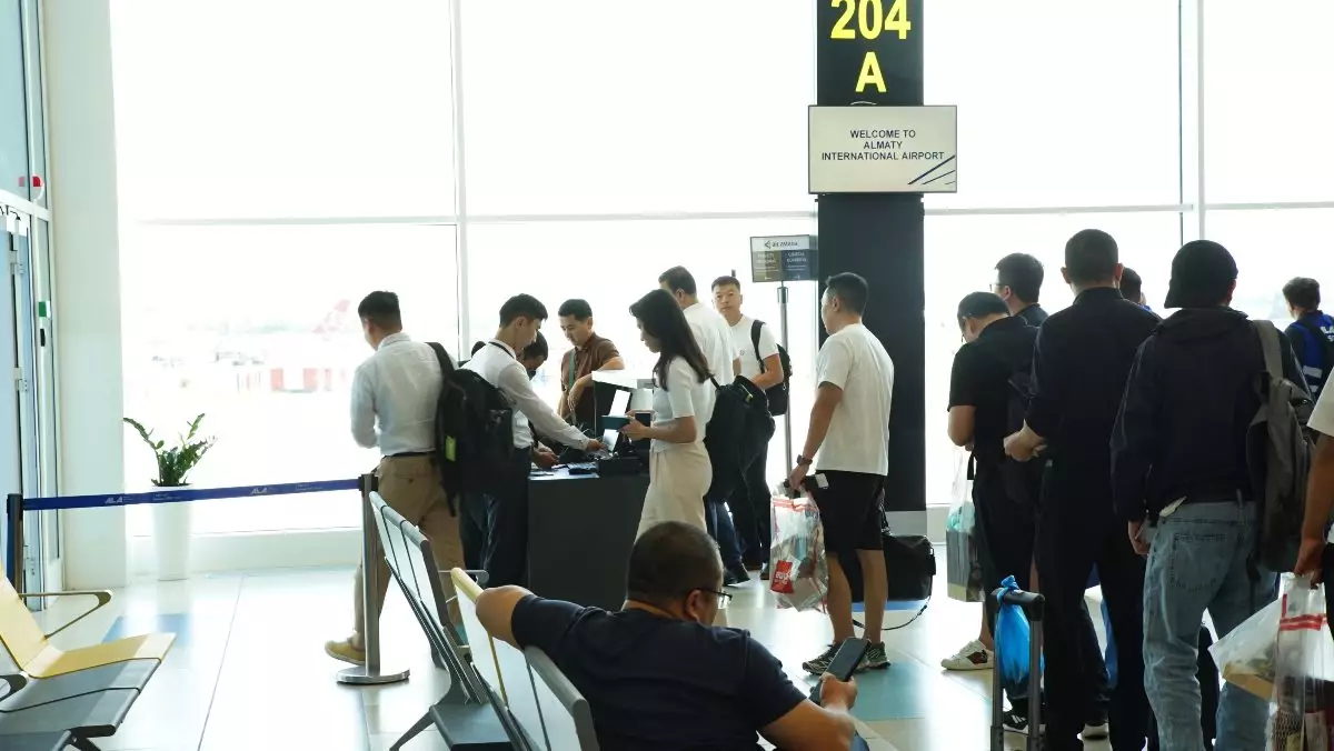 Шетелге жұмыс істеуге барамын деп сан соғып қалмаңыз: Ішкі істер министрлігі азаматтарға үндеу жасады