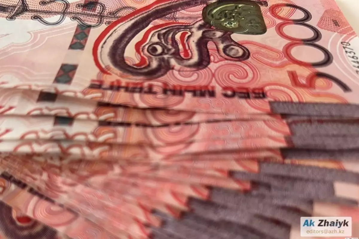 Выплаты к 8 Марта: кто из казахстанок получит деньги и в каком размере