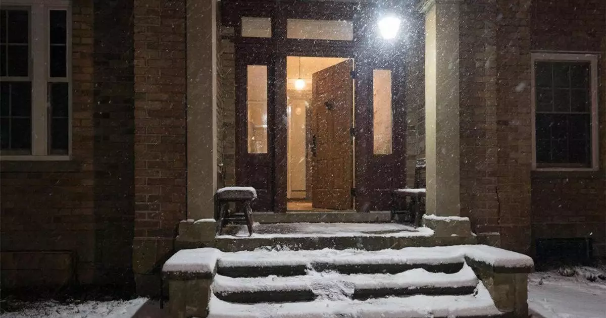  Шымкентте бір подъезден төрт адамның мәйіті табылды 