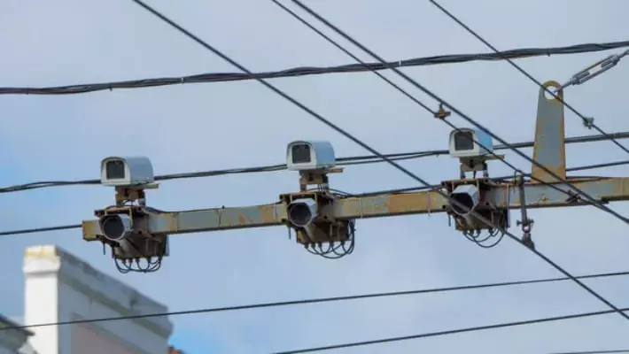 Камеры на дорогах Узбекистана начали выявлять водителей, лишенных прав