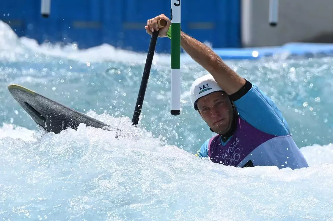 Казахстанец завоевал "золото" на турнире в Таиланде