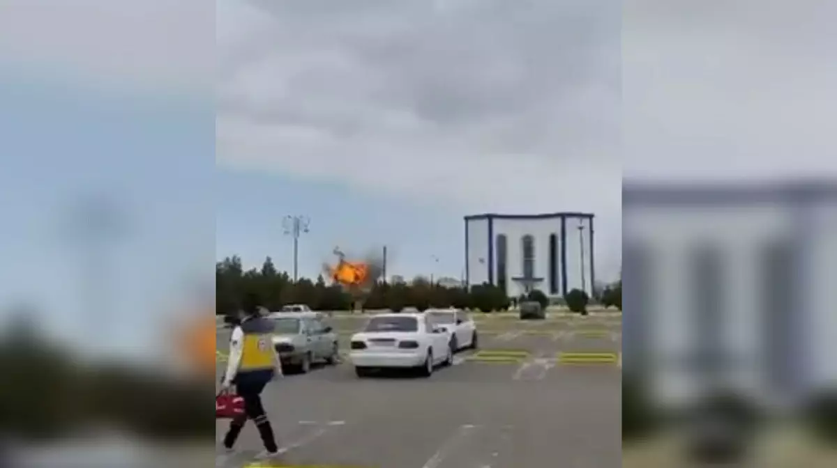 Иранский дрон упал и взорвался у азербайджанского аэропорта Нахичевани