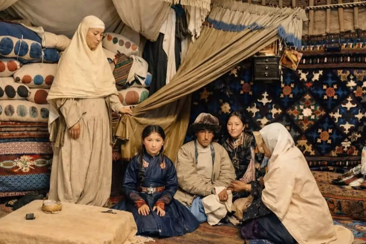 Опубликованы редкие цветные фотографии быта казахов Прикаспия и Восточного Казахстана