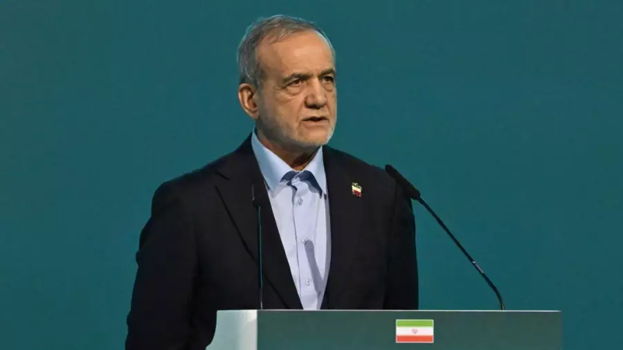 “Басқа амалымыз жоқ“: Иран президенті көршілес елдерге үн қатты