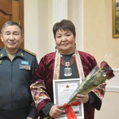 Материнская гордость: в управлении главнокомандующего Сухопутными войсками поздравили матерей лучших солдат и курсантов