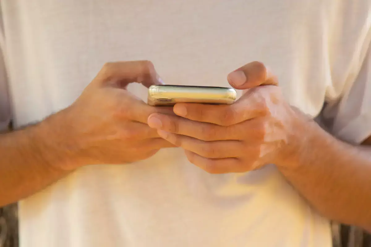 Отдал телефон – получил долги: в Актау осудили мошенника - новости на Lada.kz 05.03.2026