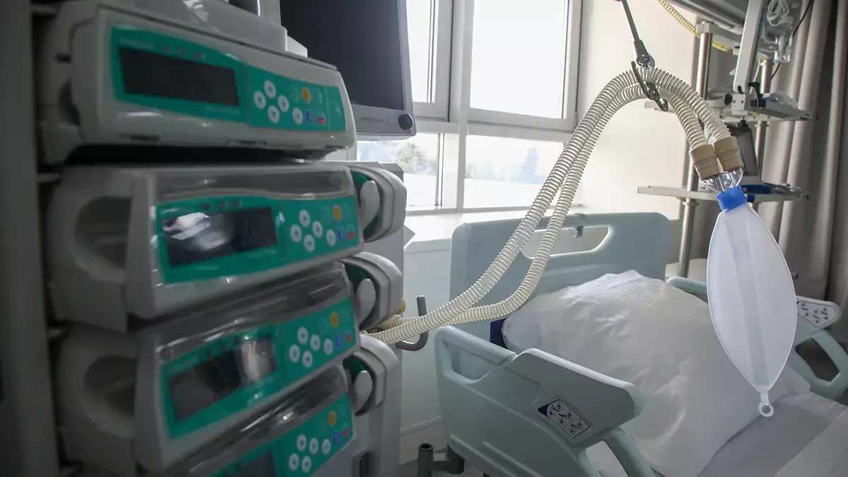 Ребенок, утонувший в бассейне, вернулся к жизни через пять часов - новости на Lada.kz 05.03.2026