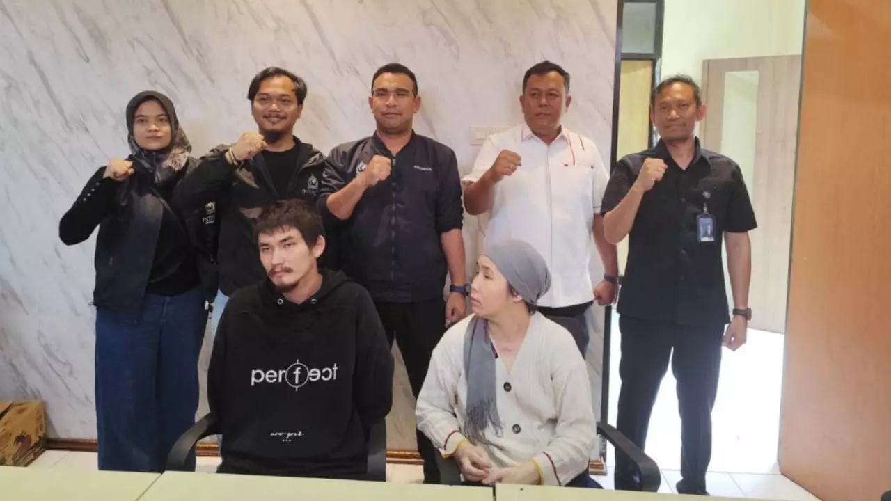 Атыраудағы қанды қылмыс: Күдіктілер елге қашан жеткізілетіні белгілі болды