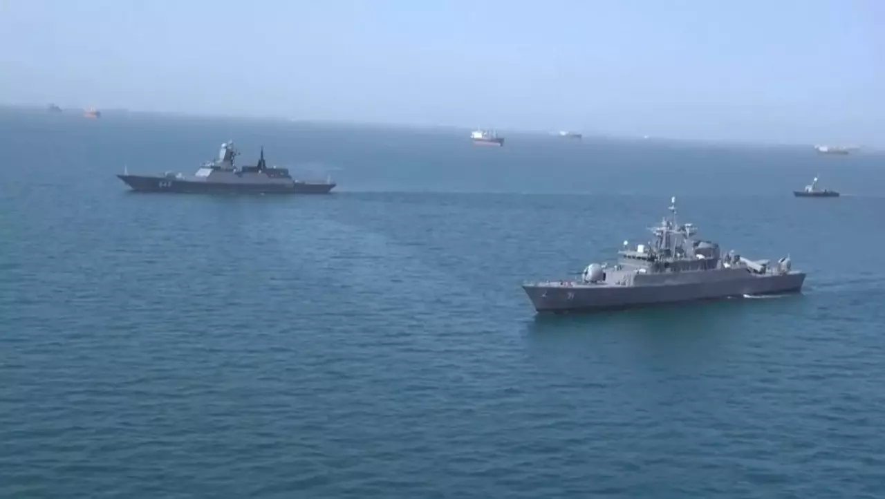 Ормуз бұғазымен өтетін кемелерді сақтандыру бағасы қымбаттады