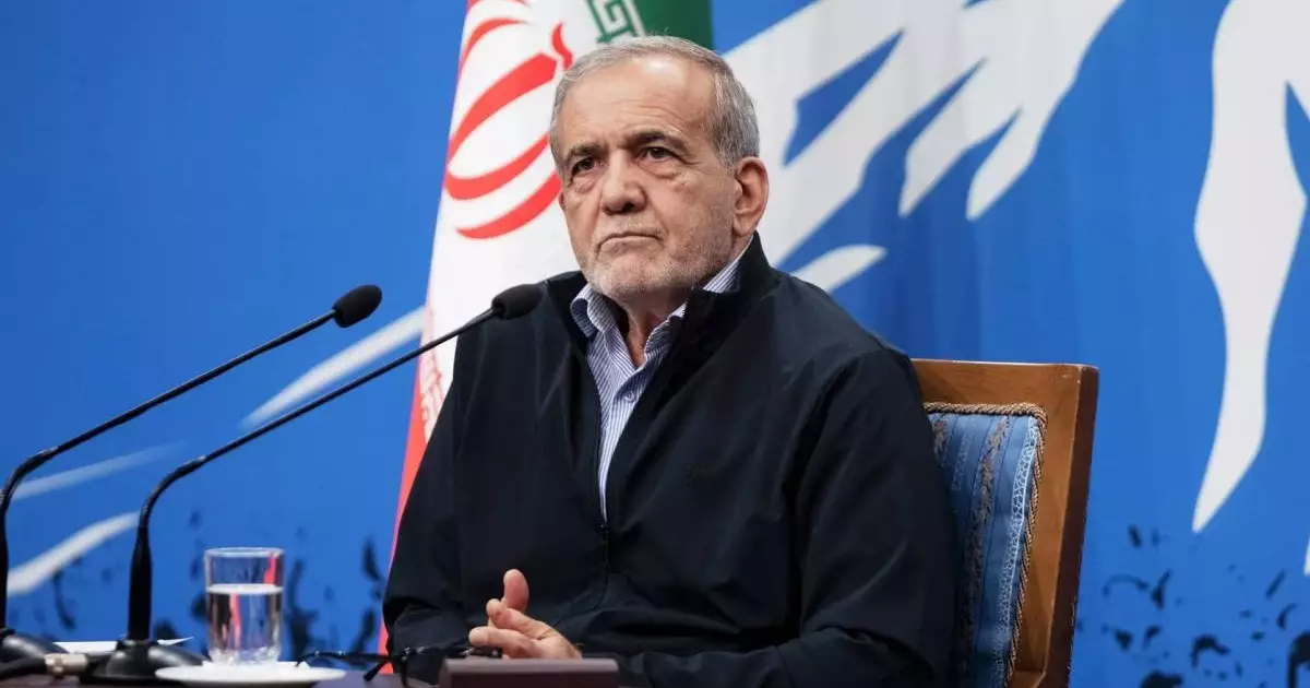  `Басқа амалымыз жоқ`: Иран президенті көршілес елдерге үн қатты 