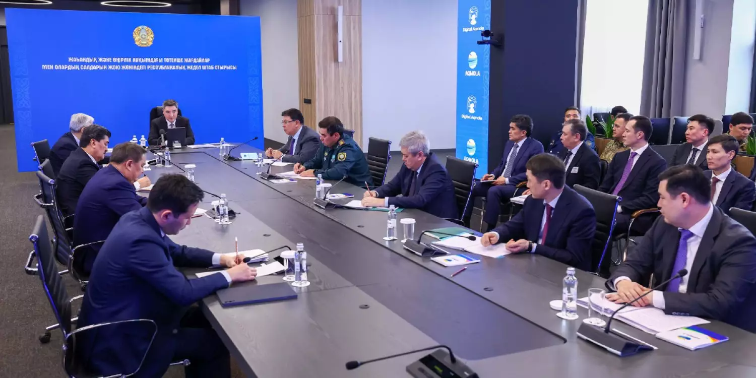 Олжас Бектенов көктемгі су тасқынына дайындыққа байланысты отырыс өткізді