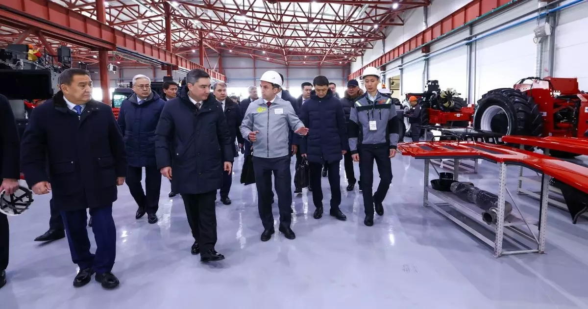  Инвестиция тарту үшін инфрақұрылымды дамыту: Олжас Бектенов Ақмола облысының индустриялық аймағының жобаларымен танысты 