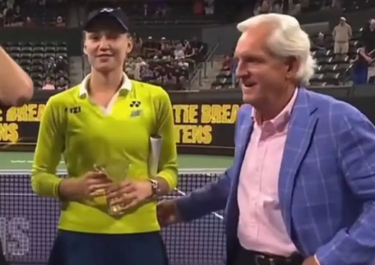 «Еленаның белінен ұстамақ болды»: Рыбакинаның даулы видеосы таралды