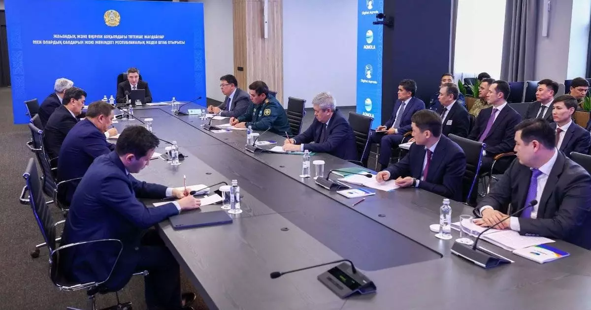  Бектенов әкімдерге бір апта ішінде қауіпті елді мекендерді аралап шығуды тапсырды 