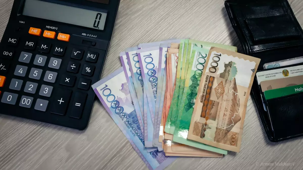 42 млрд теңге төлем: Қазақстандықтар бір айда қанша сақтандыру алғаны белгілі болды