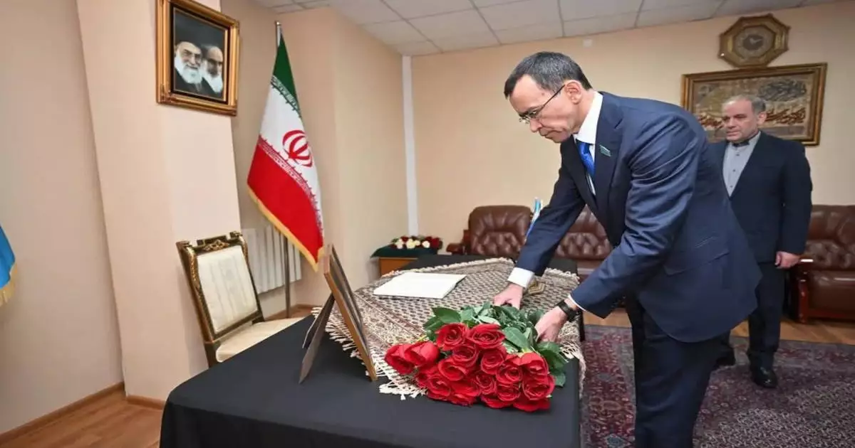  Мәулен Әшімбаев президенттің атынан Иран халқына көңіл айтты 