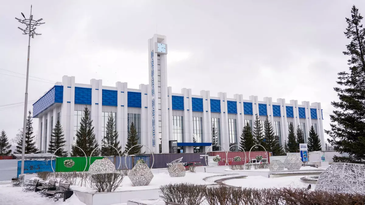 Бектенов Көкшетау теміржол вокзалын жаңғырту барысын тексерді