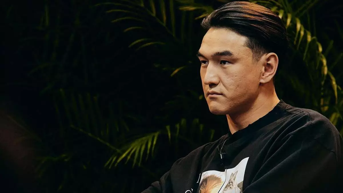 Казахстанский боец ММА бросил вызов Нурлану Сабурову