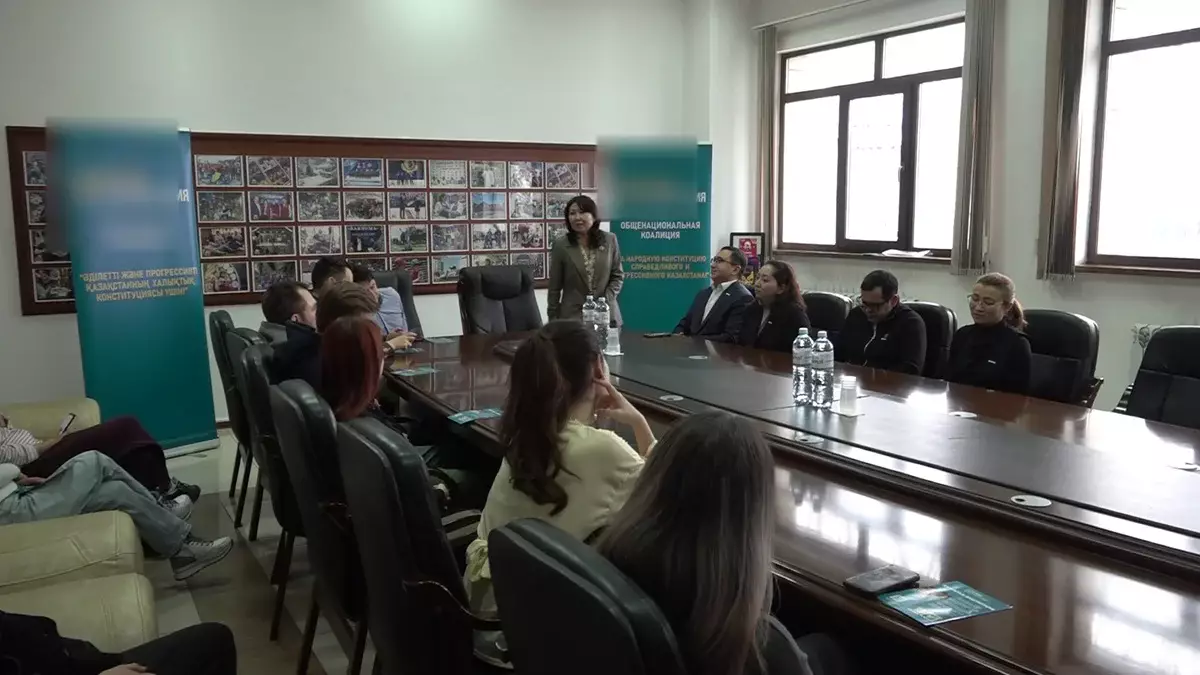 Жалпыұлттық коалиция өкілдері  кәсіпорын қызметкерлерімен кездесті