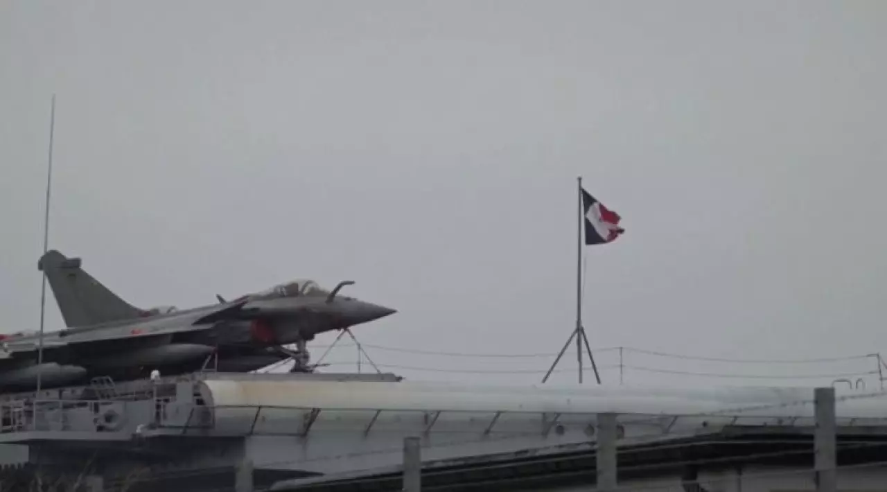 Франция усиливает военное присутствие на Ближнем Востоке