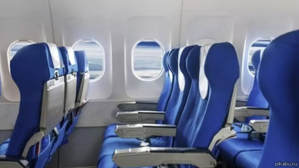 Жаңа ереже: құлаққапсыз видео көрген жолаушыларға ұшуға тыйым салынуы мүмкін