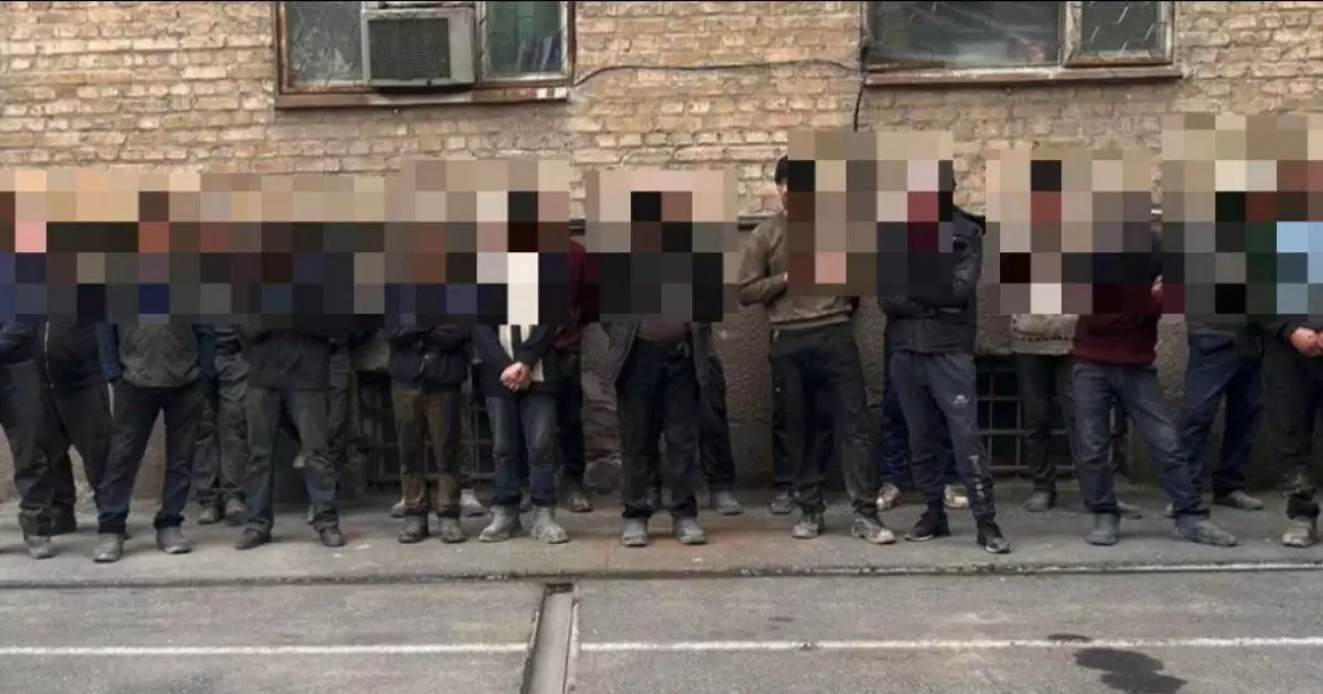  Шымкентте шетелдік жұмыс күшін заңсыз пайдаланған кәсіпкер жауапқа тартылды 