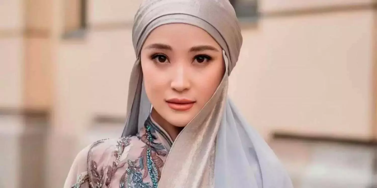 Мөлдір Әуелбекова бұрынғы күйеулерімен қарым-қатынасы жайлы айтты