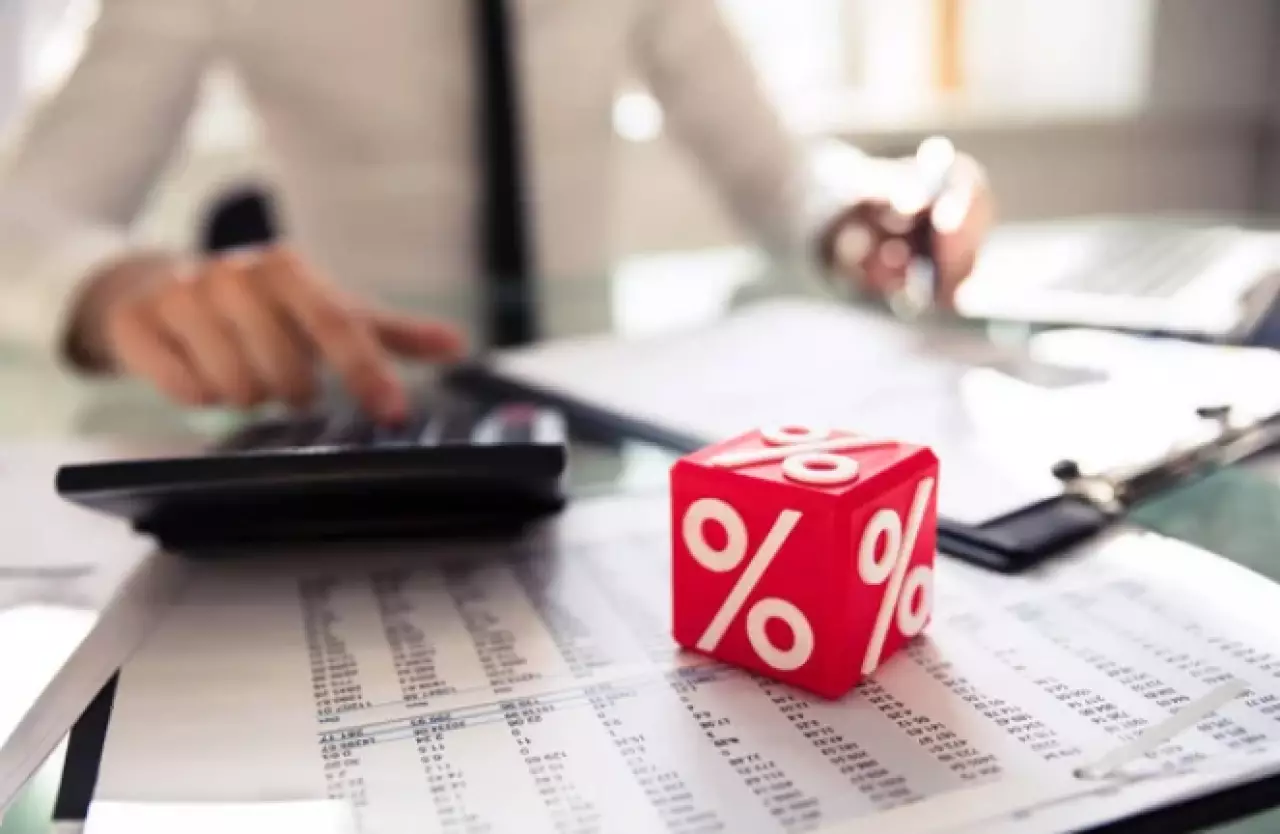 Нацбанк сохранил базовую ставку на уровне 18%