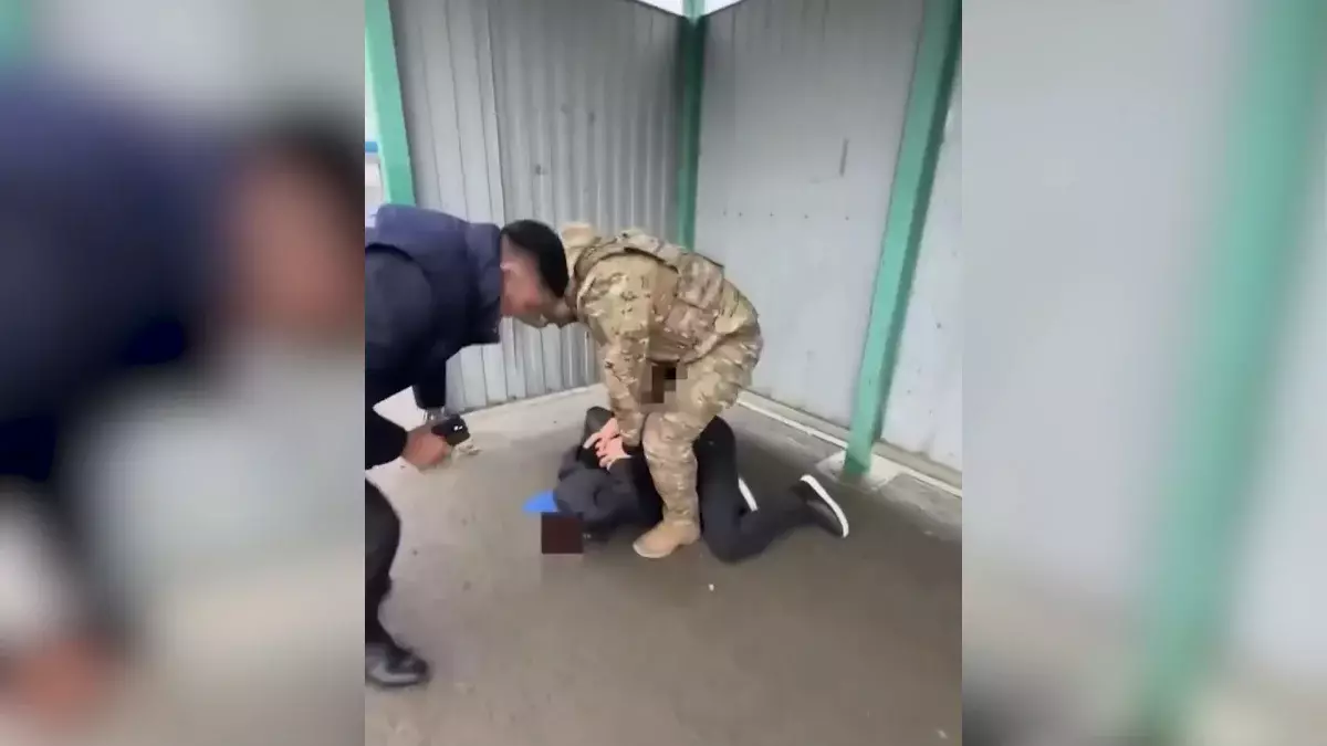 Атырауда бірнеше рет қалта ұрлығын жасаған күдікті қолға түсті