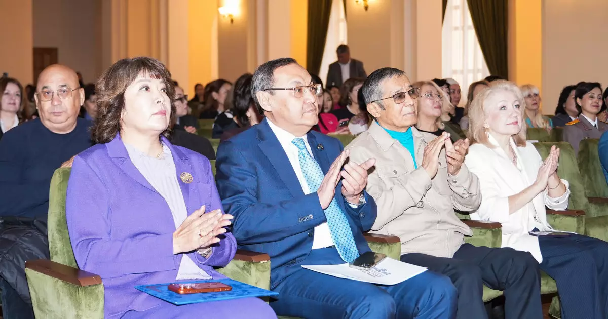  Алғашқы отандық әйел-ғалымдарға арналған  Н.Базанова атындағы  марапат табысталды 