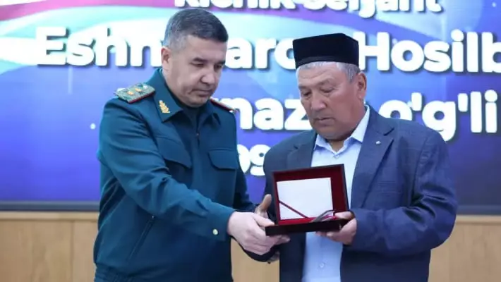 Семье погибшего инспектора ДПС Хосилбека Эшназарова подарили квартиру