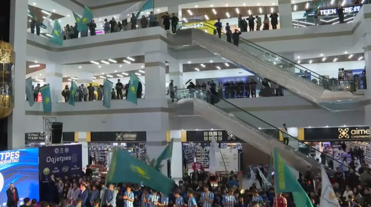 Проект новой  Конституции: мероприятие в формате LIVE-концерта прошло в Кокшетау