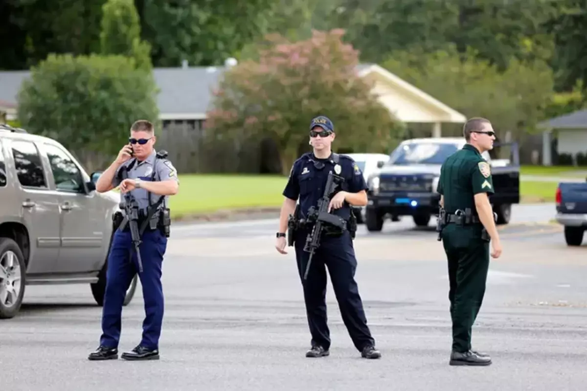 Отцу грозит 180 лет тюрьмы за стрельбу сына в школе - новости на Lada.kz 06.03.2026