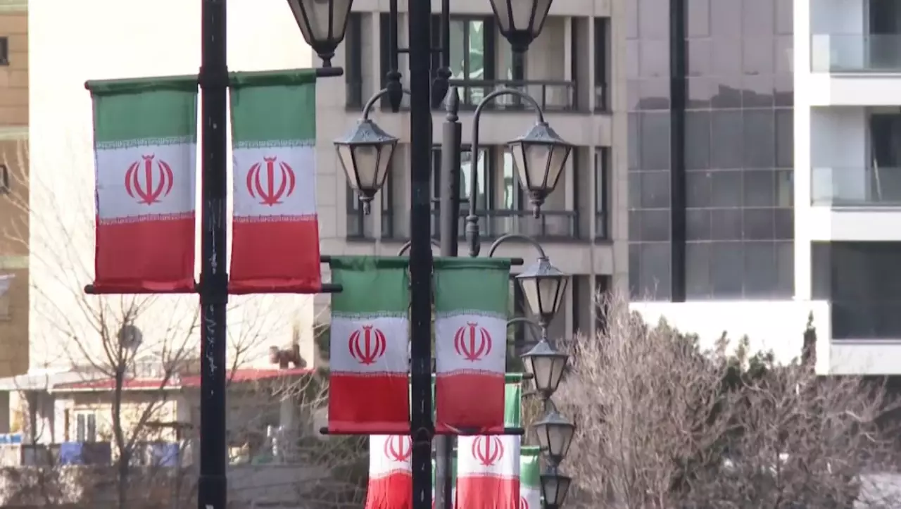 Иран рухани көсемін сайлауды кейінге қалдырды