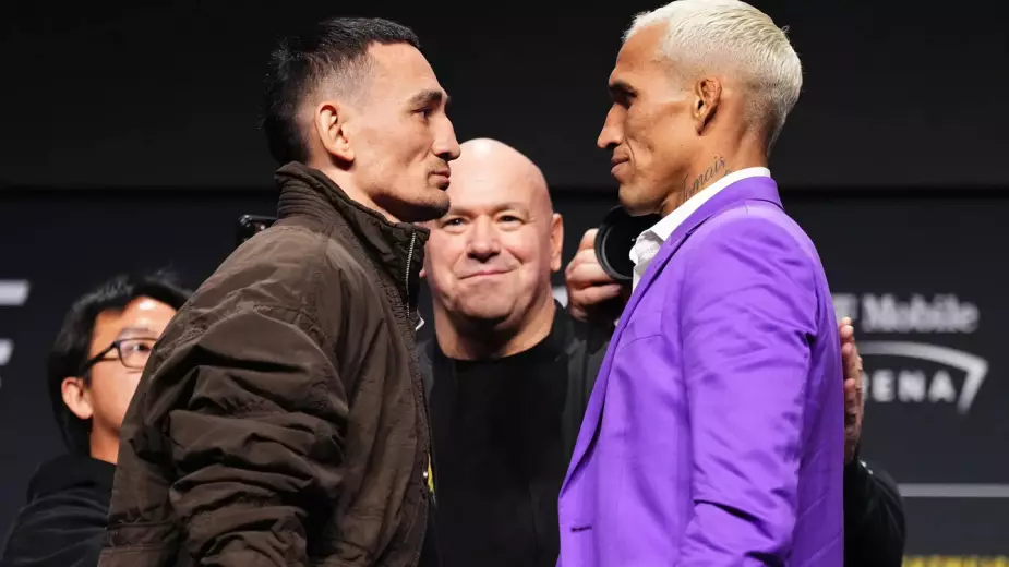 Чемпион UFC назвал победителя в бою Холлоуэя и Оливейры на UFC 326