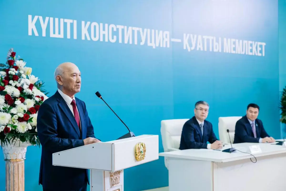 Жалпыхалықтық референдум: Серік Шәпкенов аймақ жұртшылығымен кездесті