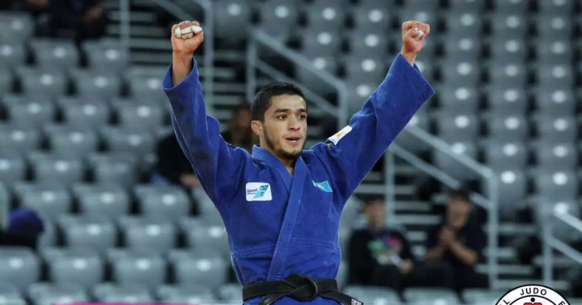   Шерзод Давлатов Гран-при жүлдегері атанды   