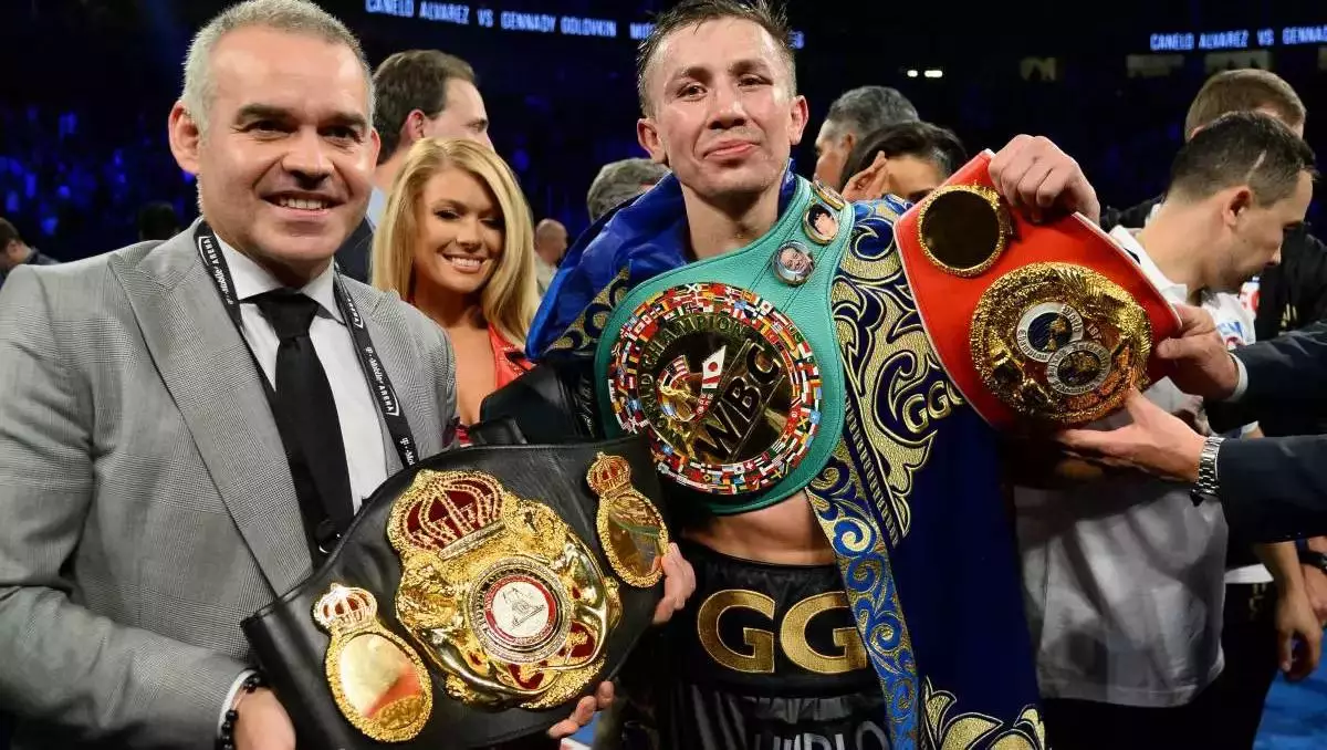 Геннадий Головкин XXI ғасырдағы ең үздік боксшы атанды