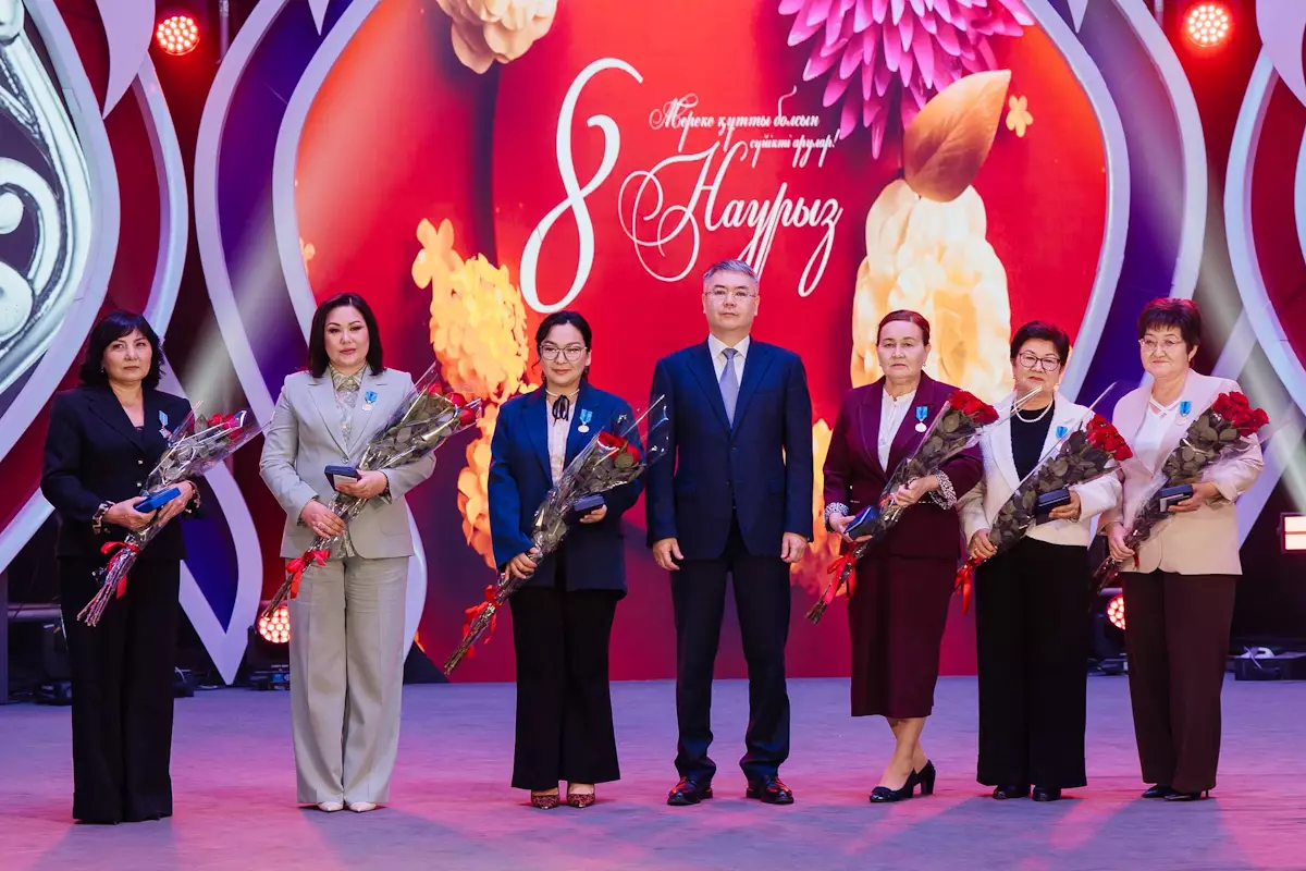 В Атырау наградили женщин за вклад в развитие области