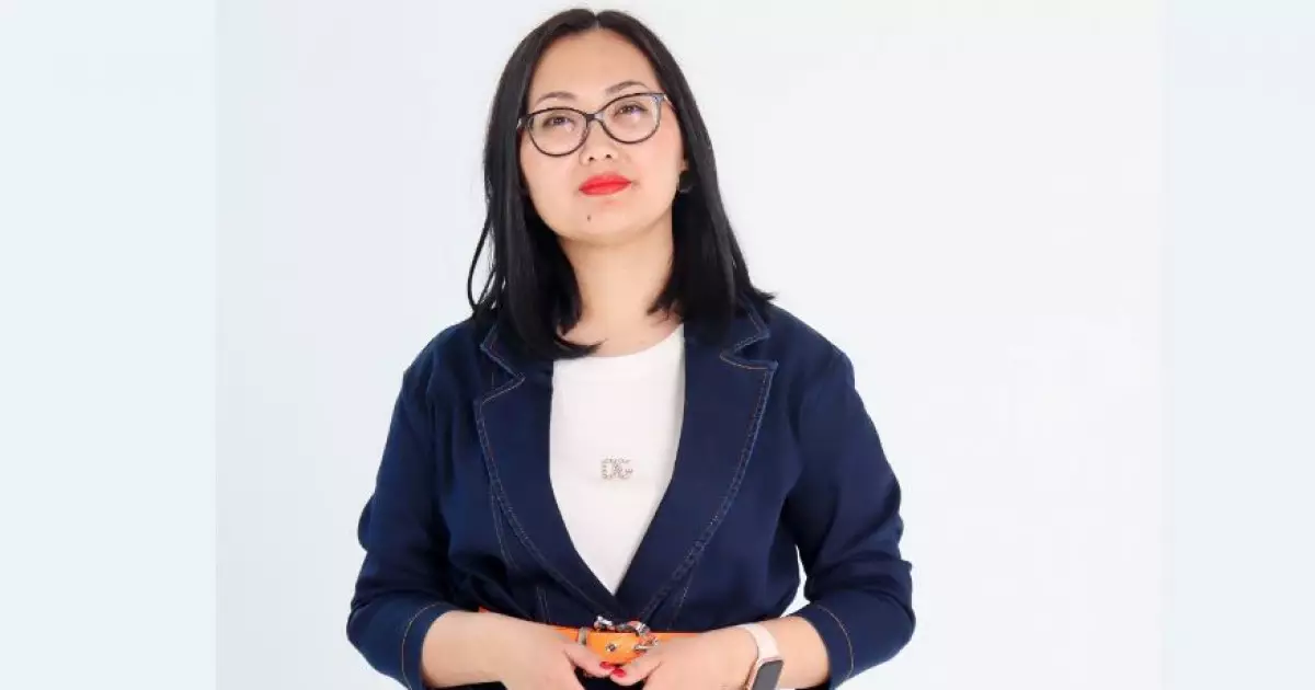   Коуч қыздар дүниені өзгертті: манипуляция әлде мотивация   