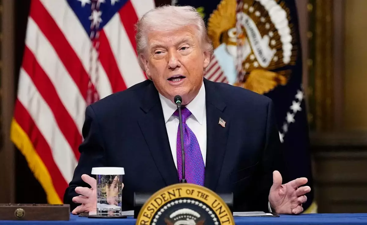 Трамп АҚШ-та қару-жарақ өндірісін айтарлықтай арттыратынын мәлімдеді