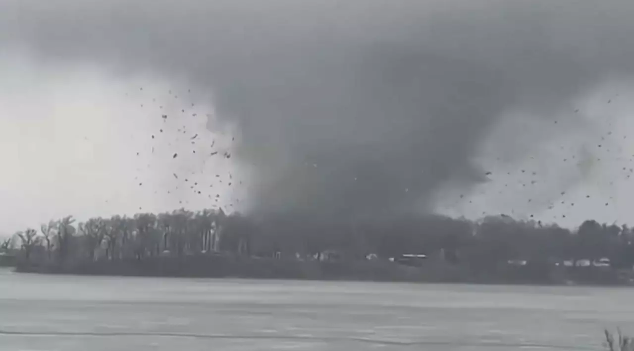 АҚШ-та торнадодан алты адам қаза тапты