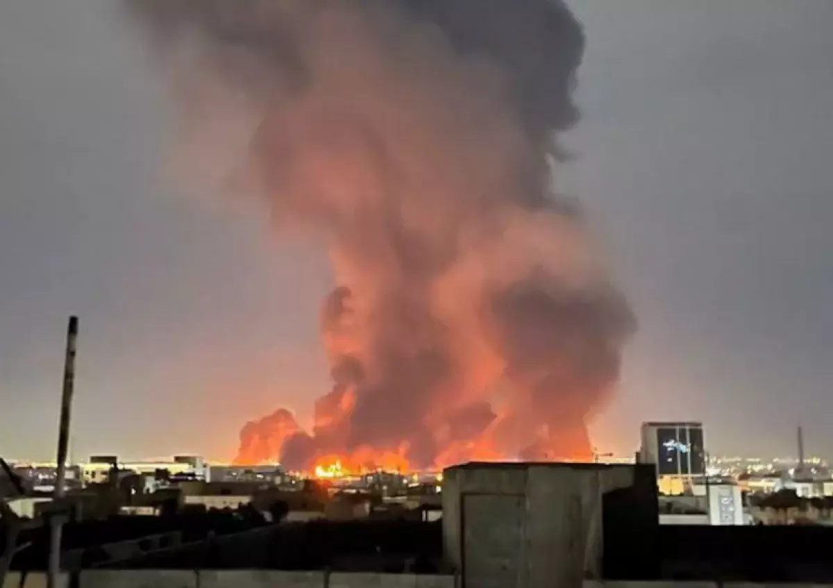 Израиль сообщил о серии авиаударов по Тегерану