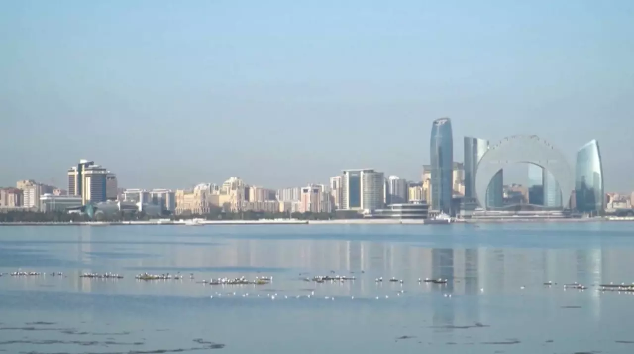 Әзербайжан елшілігін эвакуациялап жатыр