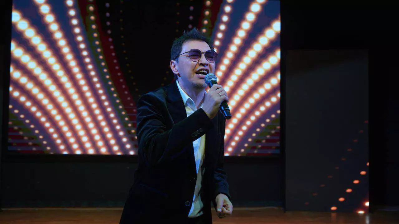 «Уркер», «Лебединое озеро» и танцы: в Алматы поздравили женщин-военнослужащих с 8 Марта